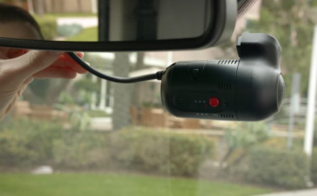 Verizon Connect installs a dash camera